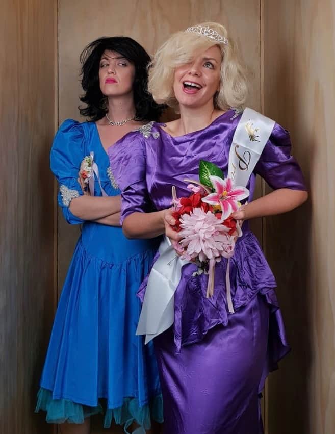 80s PROM QUEEN AND RUNNER UP ADULT COSTUME - Snog The Frog
